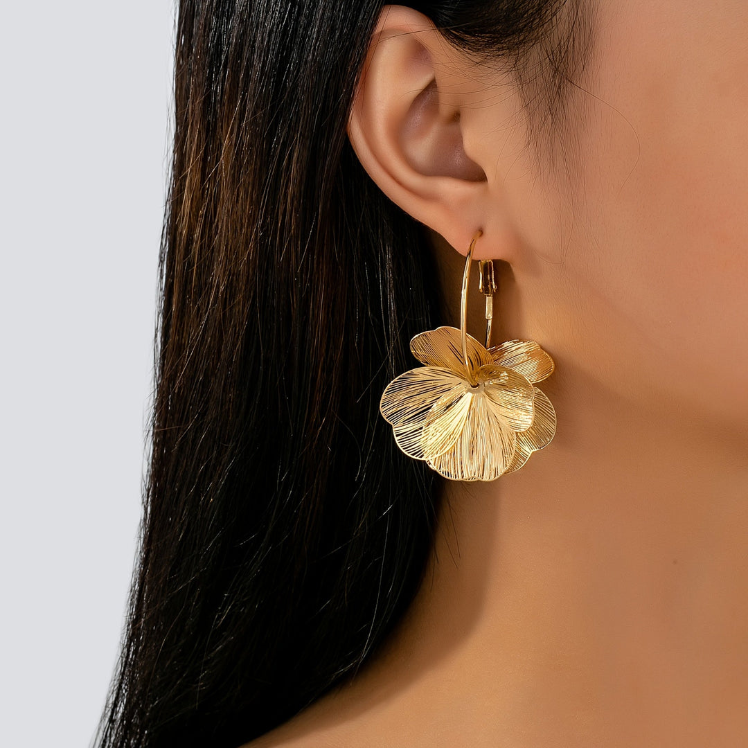 Selah | Boucles d'Oreilles Dorées à Double Anneau avec Design Moderne