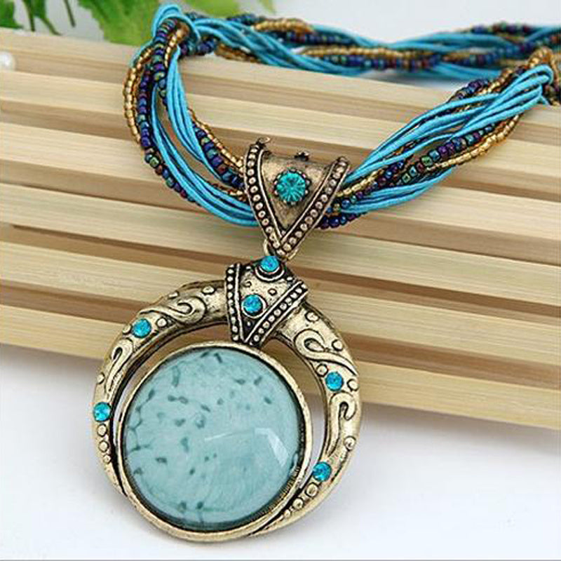 Jora | Collier Bohémien avec Pendentif en Pierre Verte Marbrée