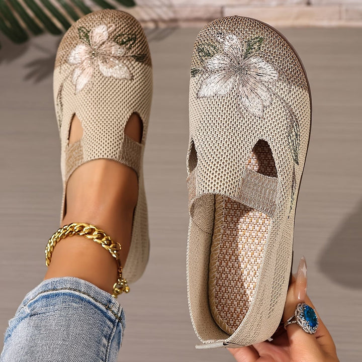 Liora | Chaussures pour femmes, respirantes, esthétiques avec broderie