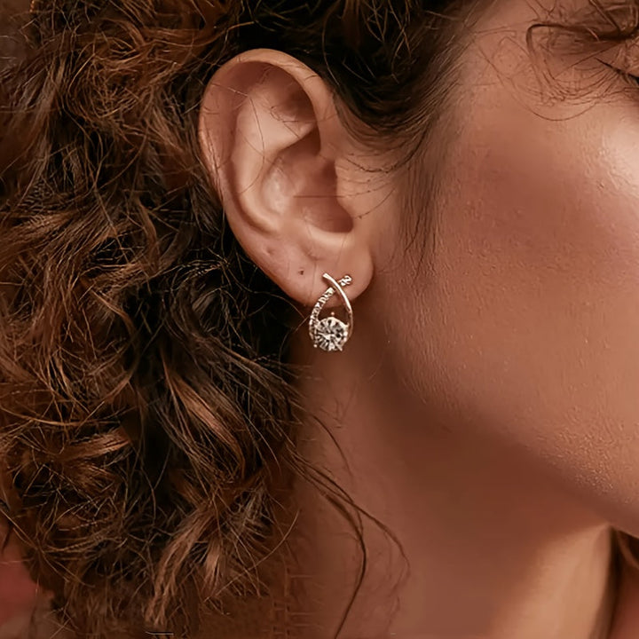 Xara | Boucles d'Oreilles Élégantes en Forme de Croix pour Usage Quotidien