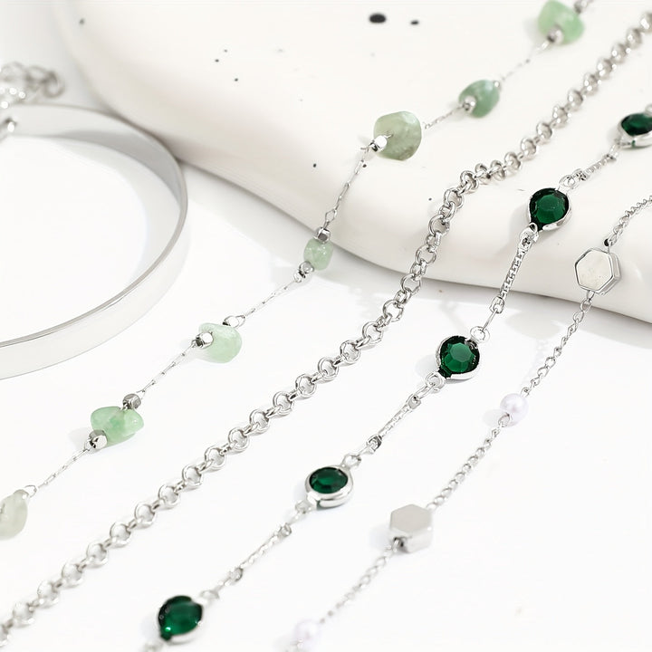 Aethique | Ensemble de 5 Bracelets Bohémiens avec Pierres Vertes et Détails Vintage