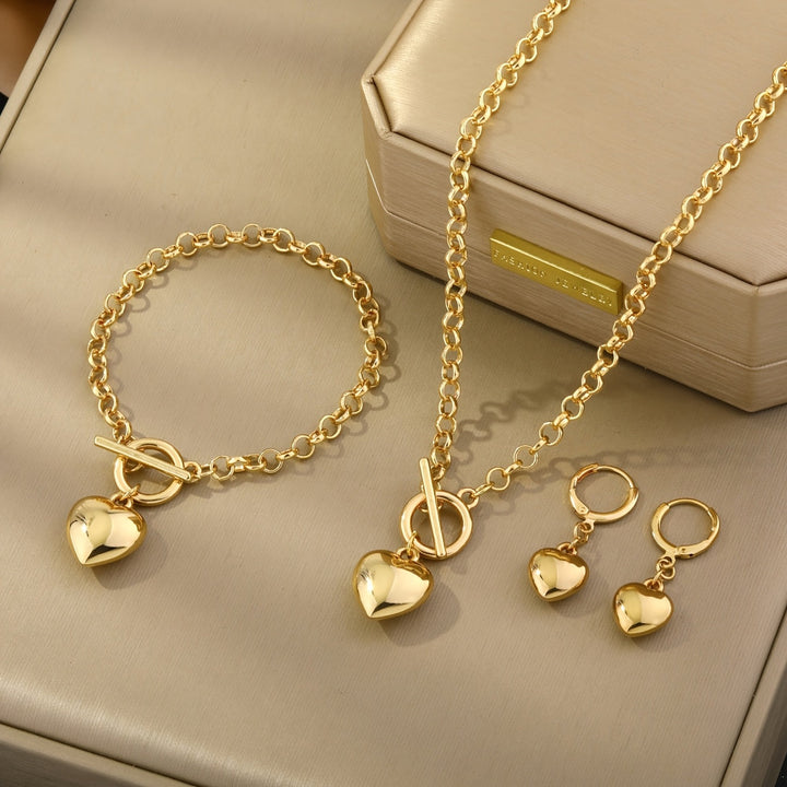 Gia | Ensemble de Bijoux Élégant avec Cœur Brillant et Fini Luxueux
