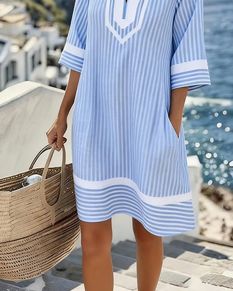 Fifer | Robe courte à rayures et col en V pour femme