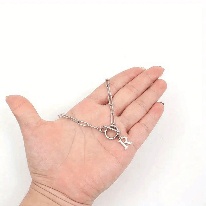 Ganelle | Collier Personnalisé à Initiale avec Fermoir Circulaire