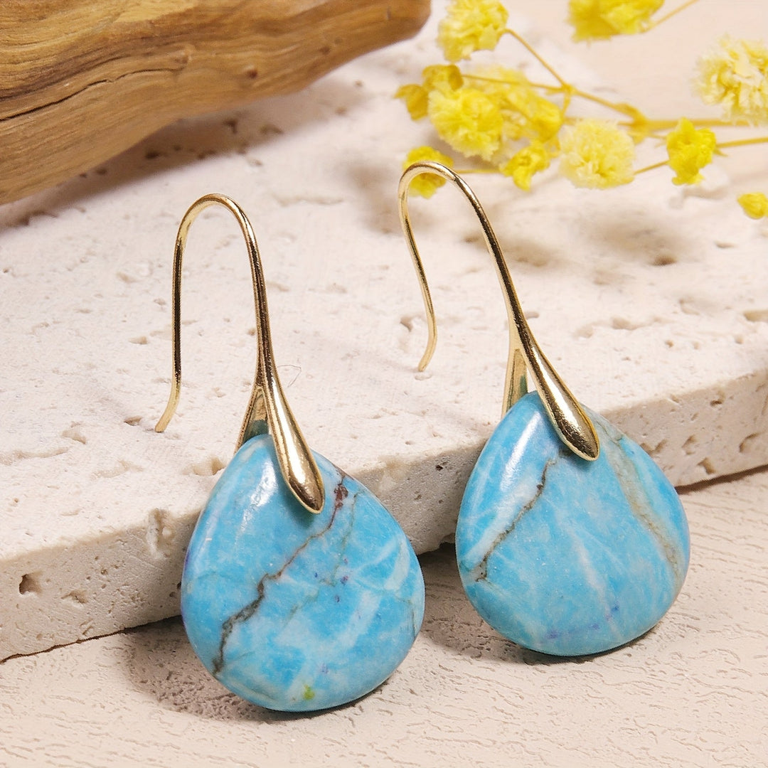 Mirea | Boucles d'Oreilles en Pierre Naturelle en Forme de Goutte avec un Style Élégant