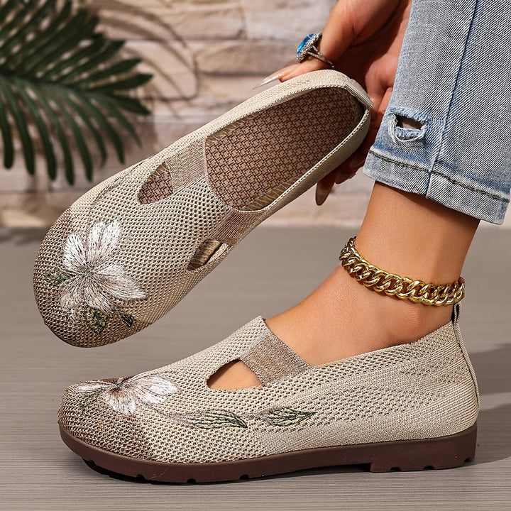 Liora | Chaussures pour femmes, respirantes, esthétiques avec broderie