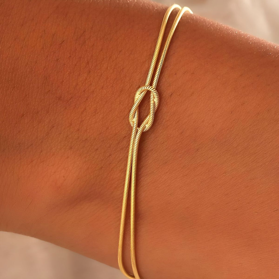 Coravanté | Bracelet en nœud personnalisé avec une touche élégante