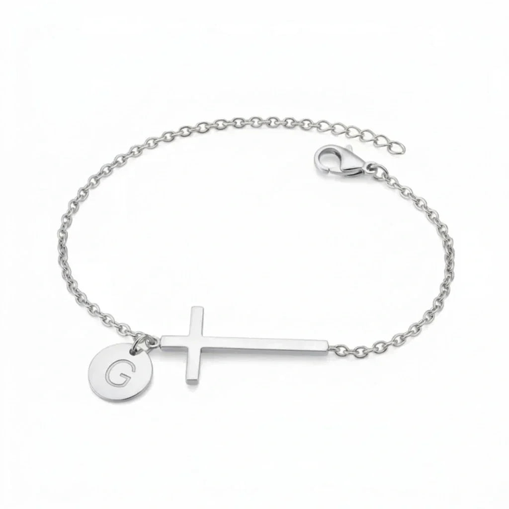 Elodryn | Bracelet Initial Sacré – Croix Personnalisée
