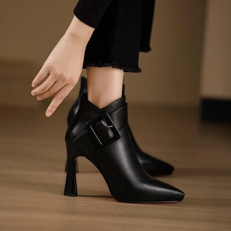 SORELLI | Bottines Élégantes avec Talon et Boucle
