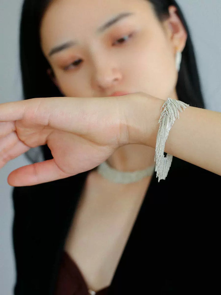 Ursa | Boucles d'oreilles, collier, bracelet avec des franges en cascade