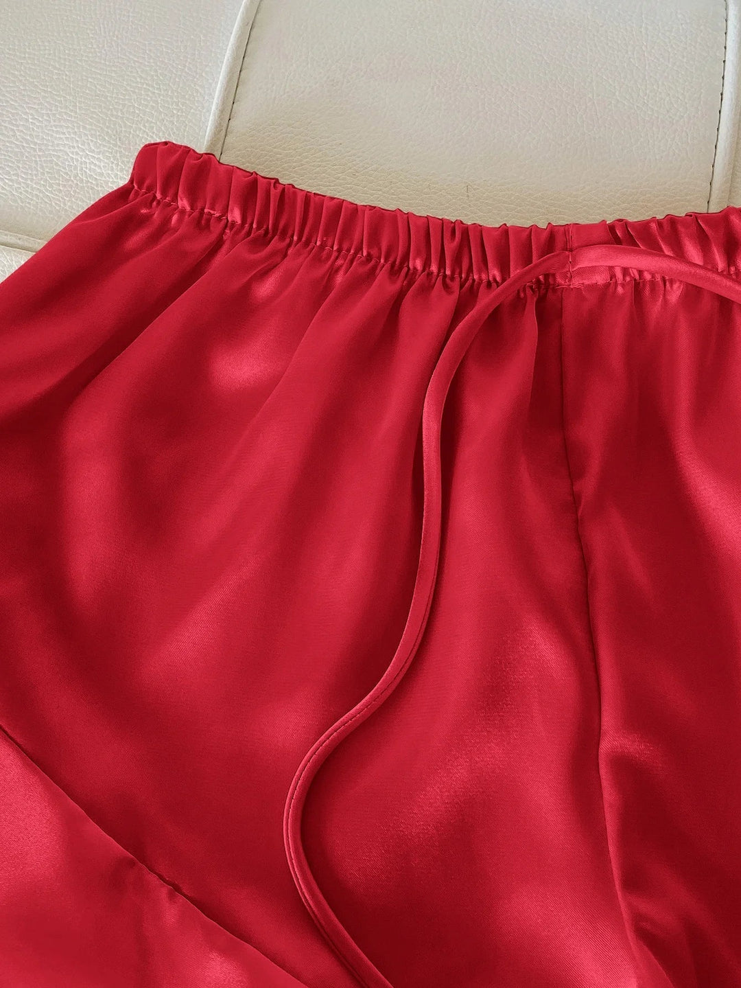 Jessa | Ensemble de Pyjamas Complet avec Top en Satin et Shorts