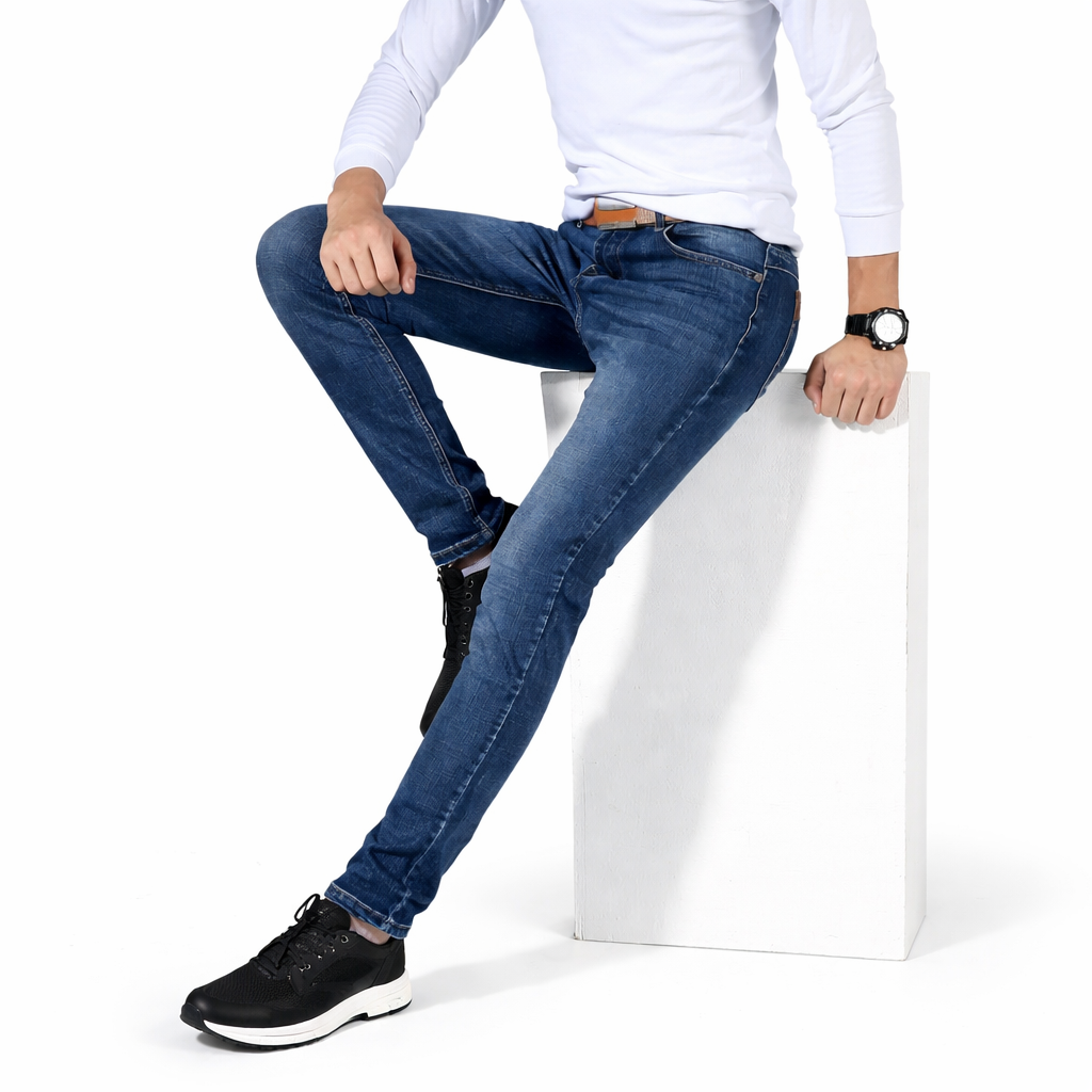 Oltan | Jeans élastiques à coupe moderne