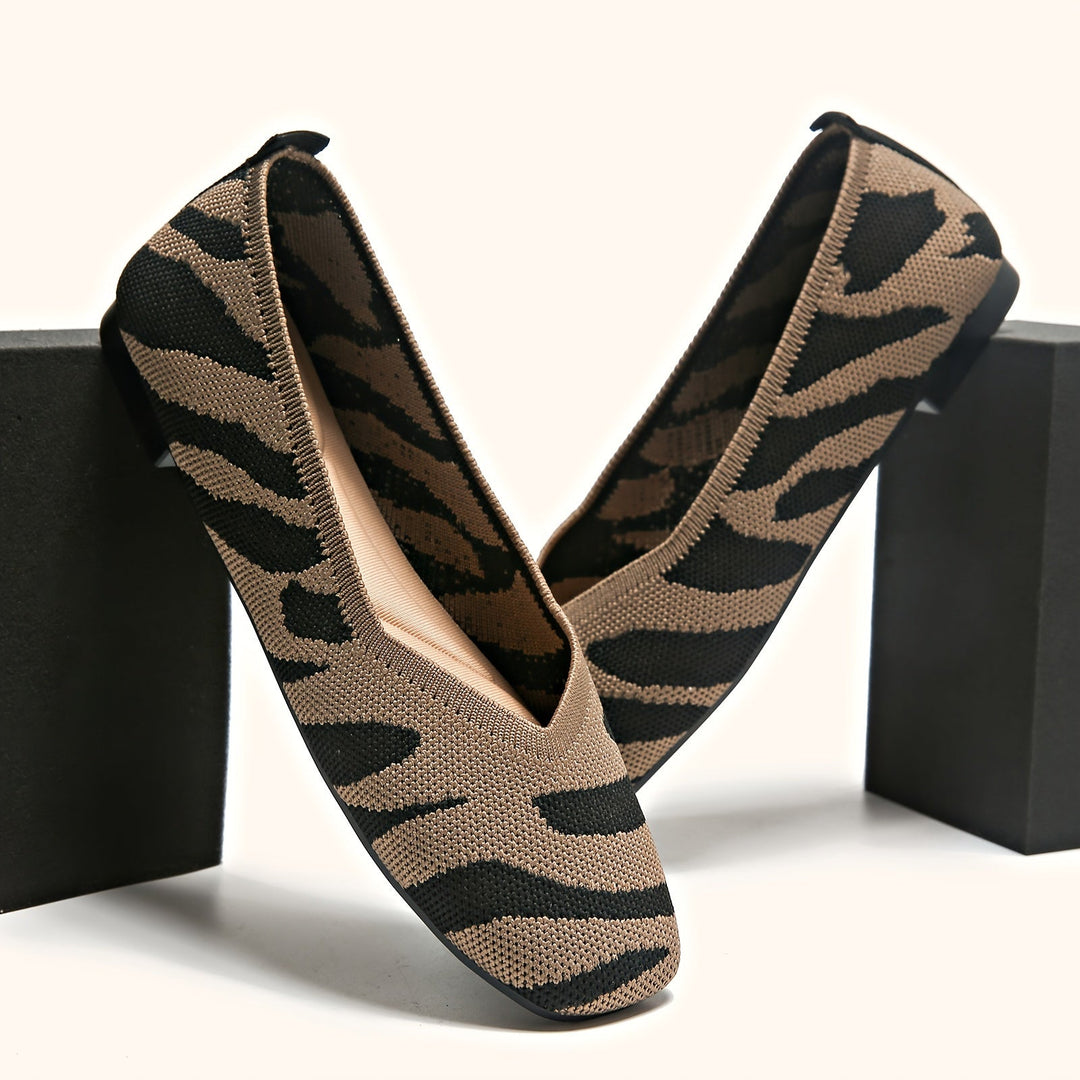 Ivara | Chaussures plates slip-on à motif zèbre chic