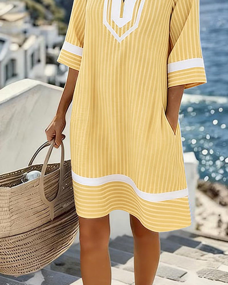 Fifer | Robe courte à rayures et col en V pour femme