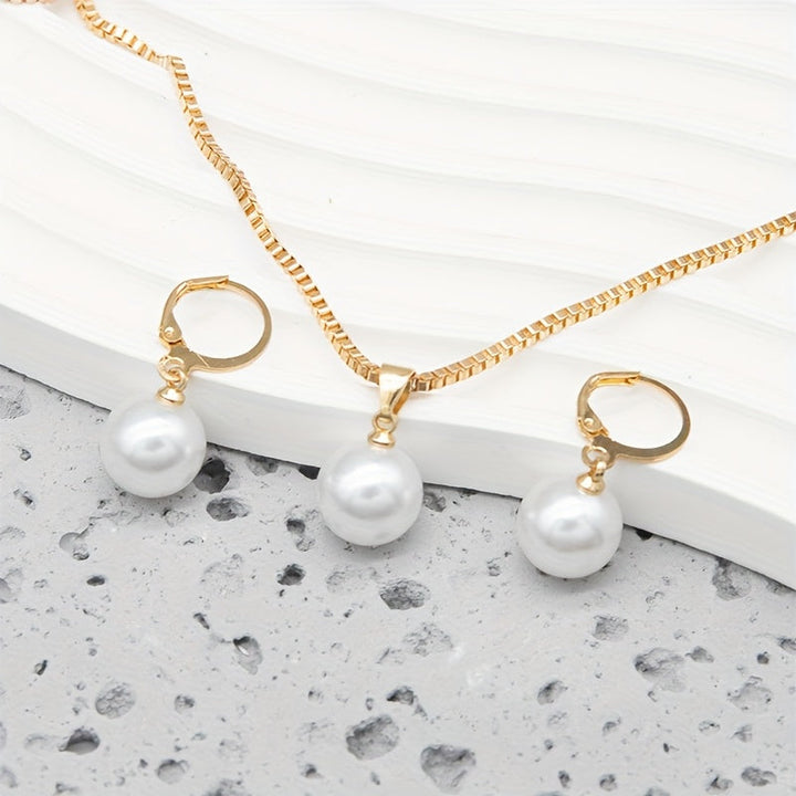 Isara | Ensemble de Bijoux avec Perles Élégantes et Finition Sophistiquée