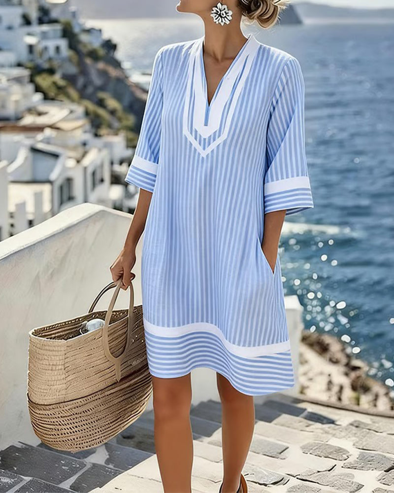 Fifer | Robe courte à rayures et col en V pour femme