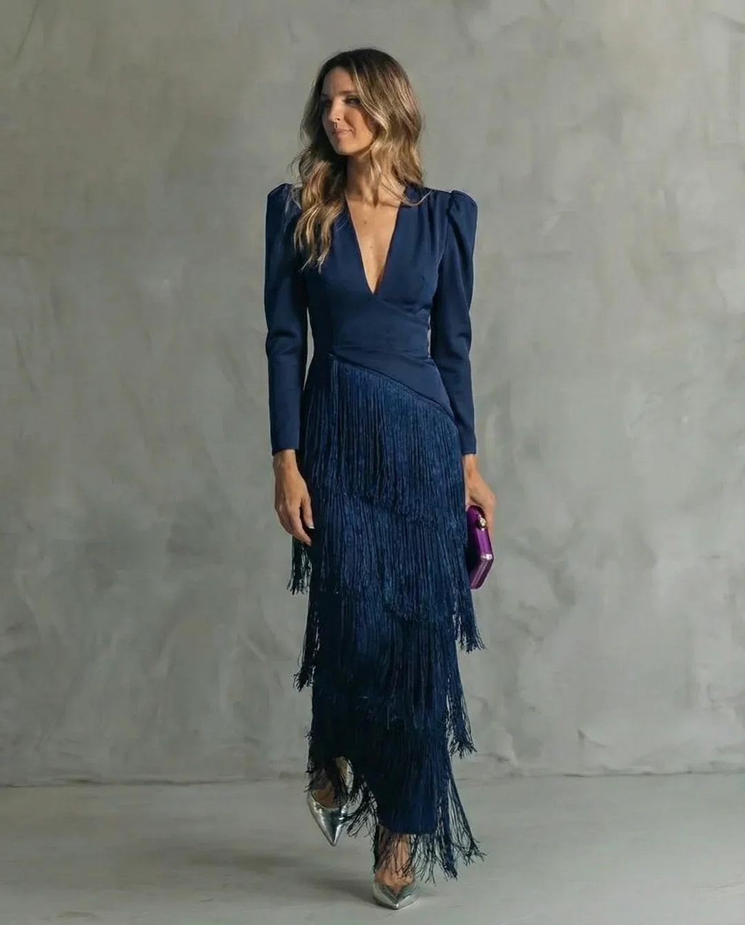 Sienna | Robe Glamour aux Manches Frangées Modernes