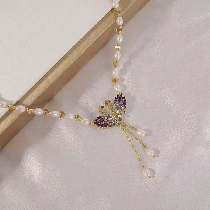 Winslow | Collier avec pendentif Cygne Double en couleur violette