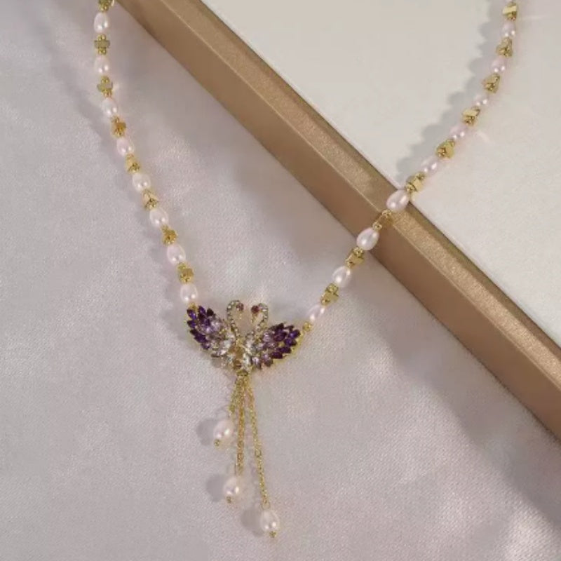 Winslow | Collier avec pendentif Cygne Double en couleur violette