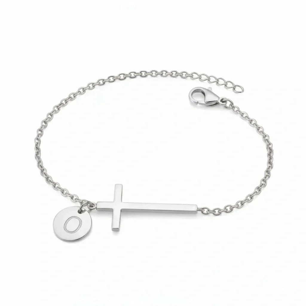 Elodryn | Bracelet Initial Sacré – Croix Personnalisée