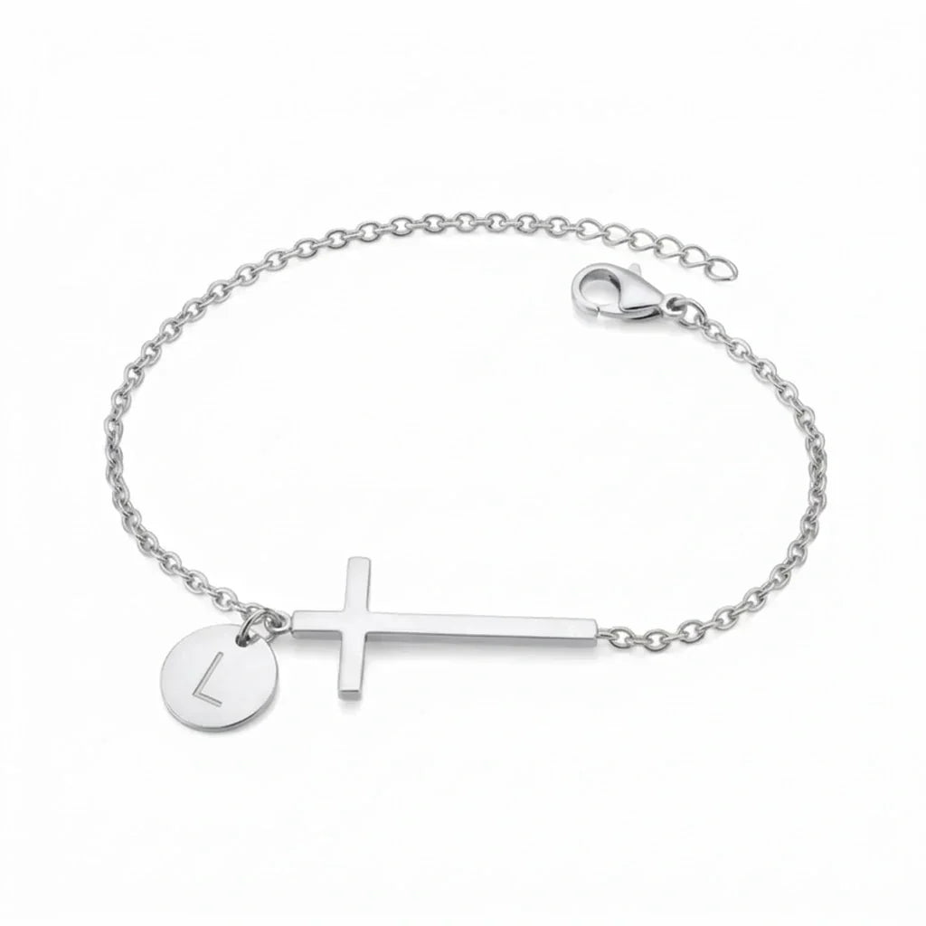 Elodryn | Bracelet Initial Sacré – Croix Personnalisée