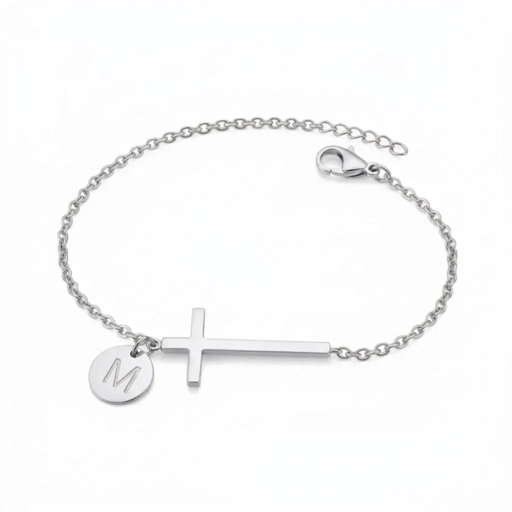 Elodryn | Bracelet Initial Sacré – Croix Personnalisée